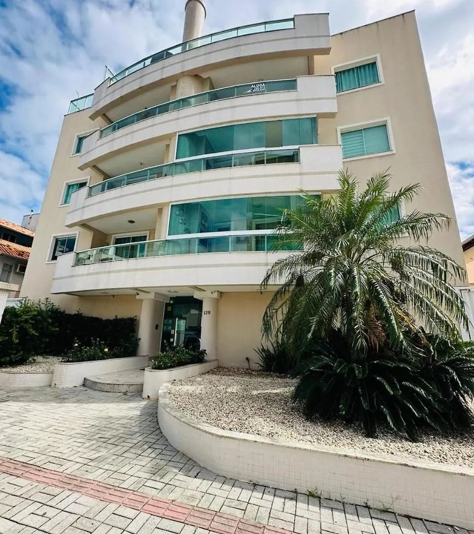 175 - Lindo Apartamento 3 Dormitorios Na Praia De Bombas Bombinhas